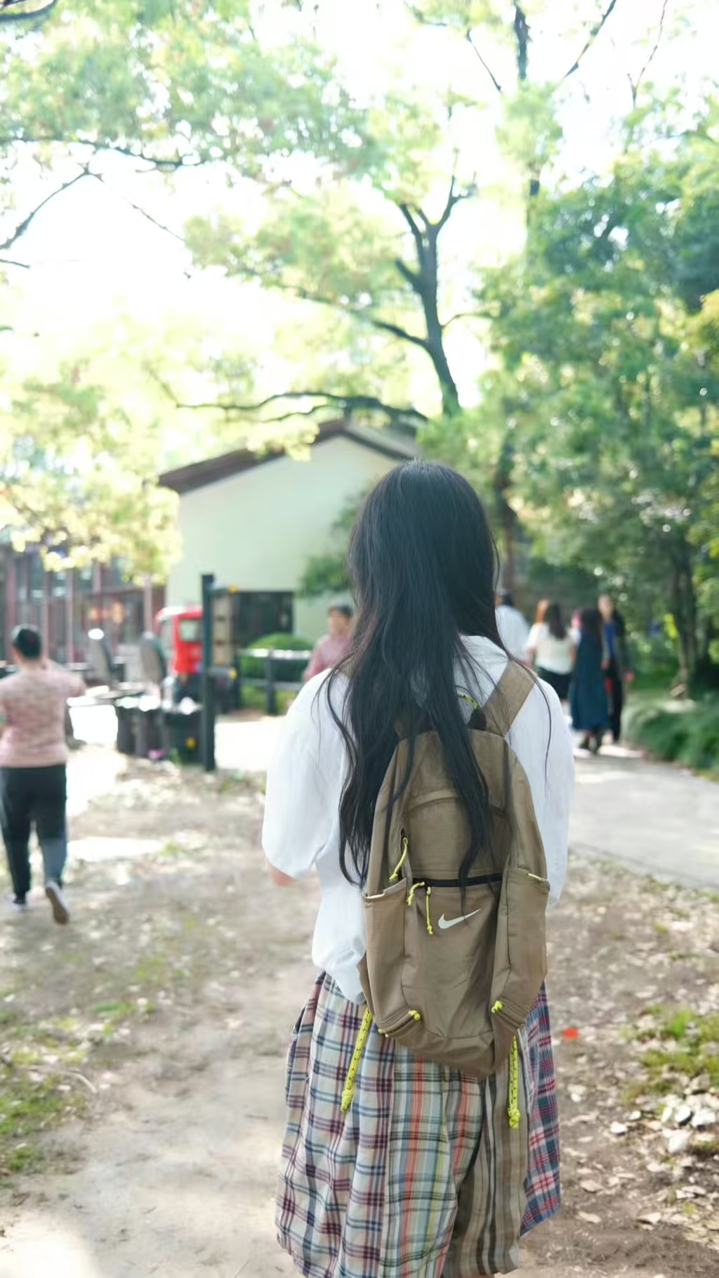 李同学